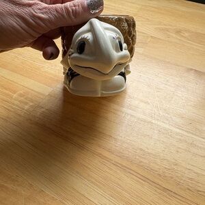 Reptile-Themed Brown and White planter vintage from 1977